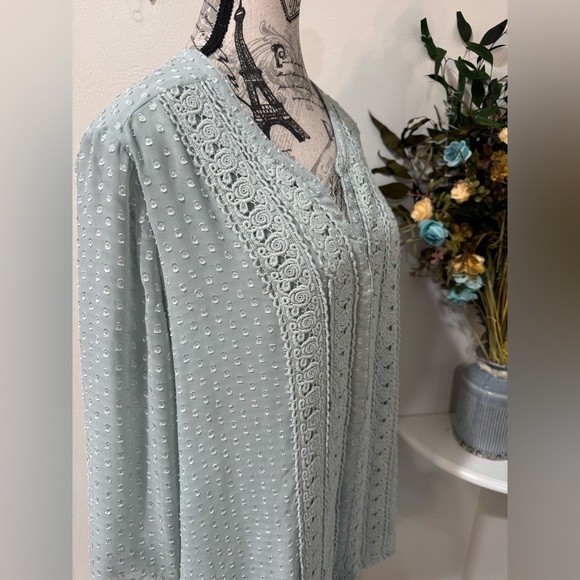Krazy Kat Mint Green Embroidered Lace Button down Blouse sheer Sleeves size XL - Picture 7 of 10